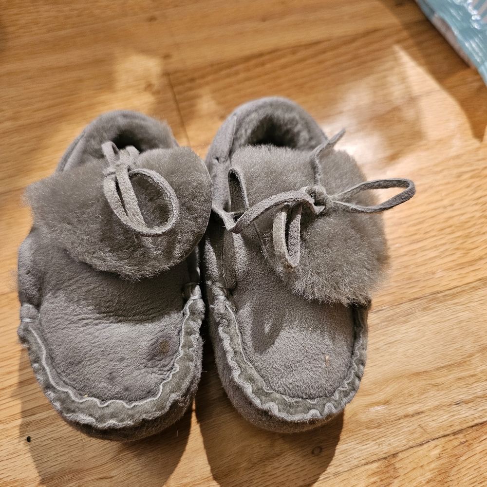 Dolce & Gabbana Gray Baby Moccasin Shoes